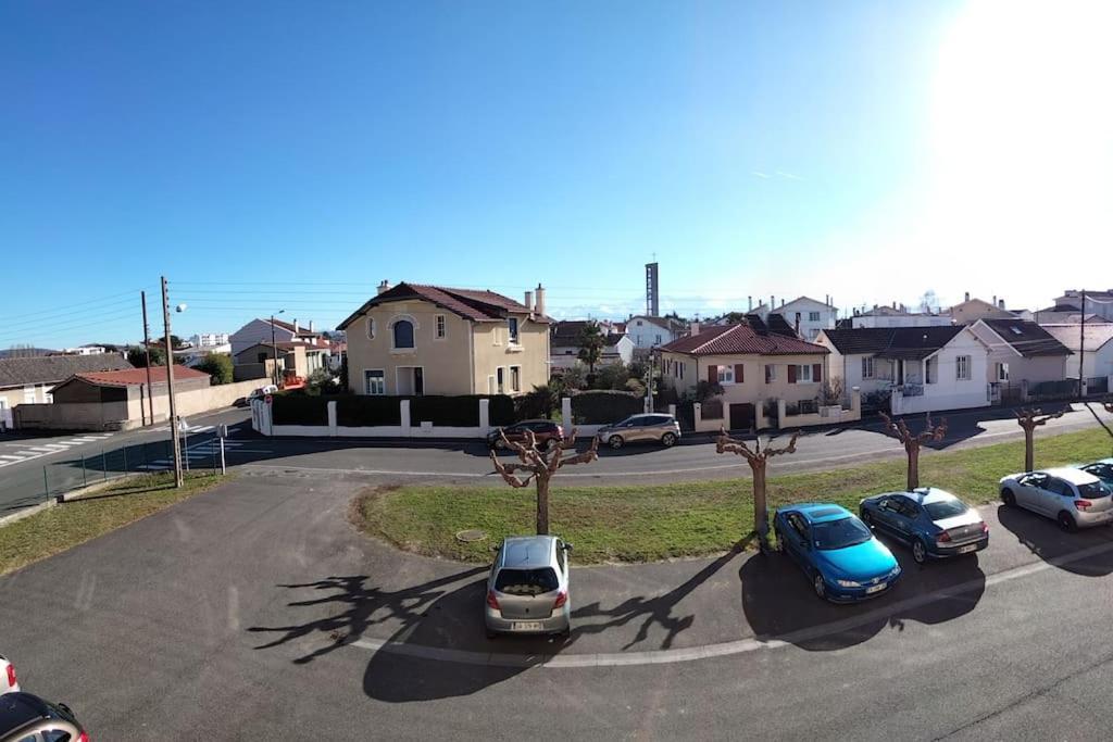 Vue Pyreneenne Elegante Avec 2 Chambres Tarbes Esterno foto