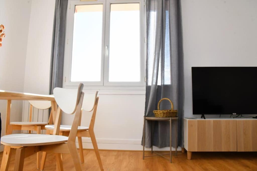 Vue Pyreneenne Elegante Avec 2 Chambres Tarbes Esterno foto